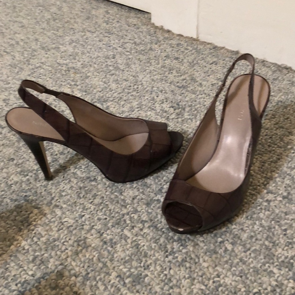 Nine West Gray Leather Heels
